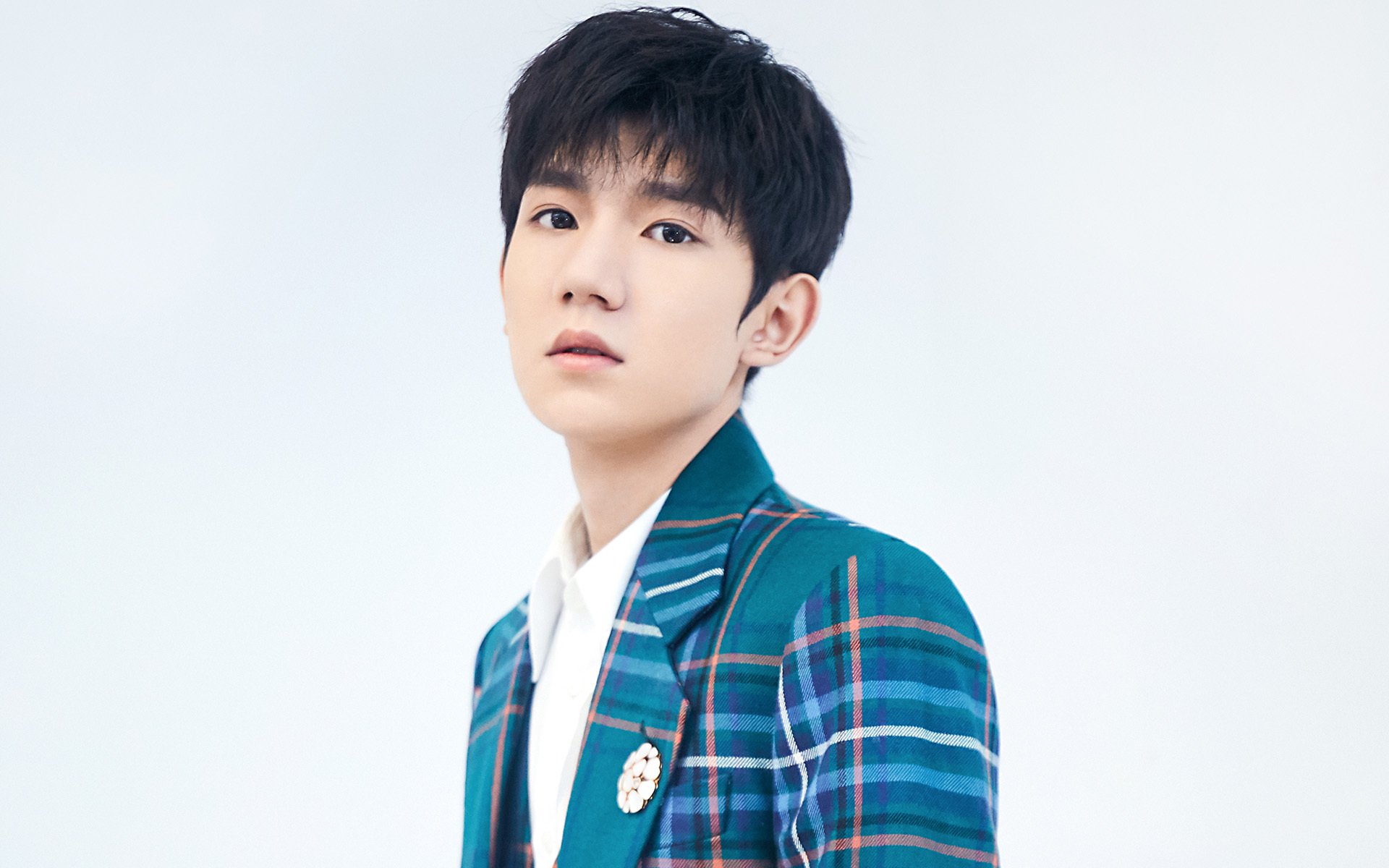 开云体育登陆入口-乌拉圭队中场卡瓦尼在巴黎奥运会上展现出强大的进攻组织能力，乌拉圭足球前锋卡瓦尼